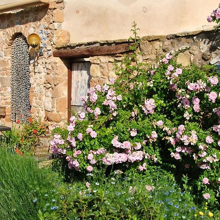 B&B Casa Rural Mas De Las Tapias Valderrobres Exterior photo